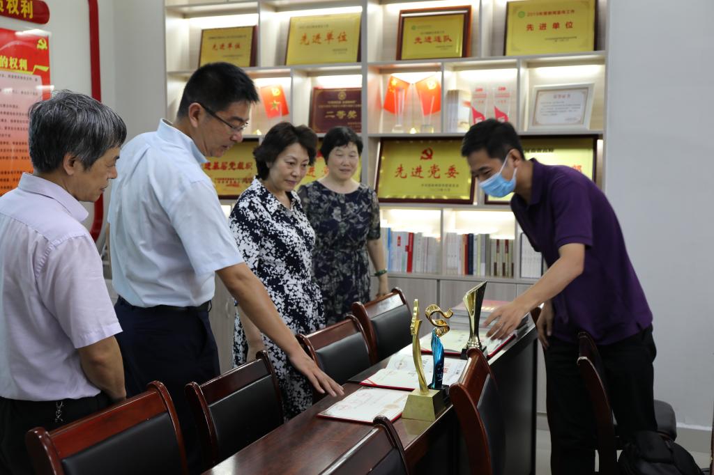 hg皇冠官网